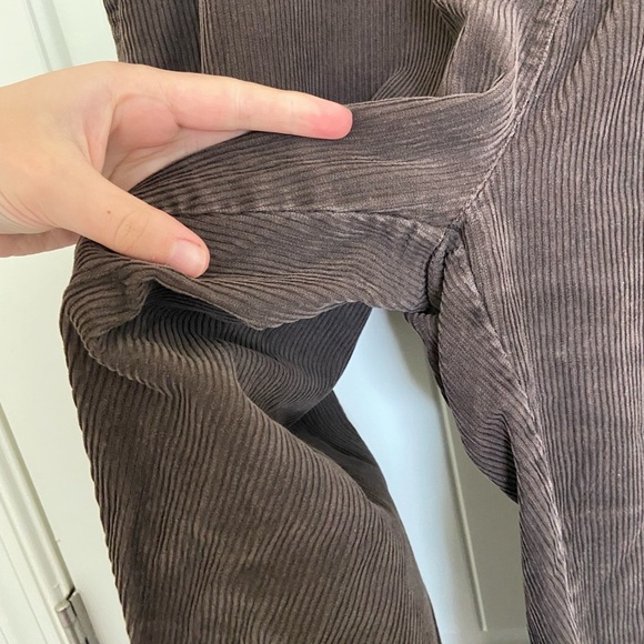 EUC | Vintage Woolrich‎ 1964 women’s dark chocolate corduroy pants — 14 petite - Picture 3 of 6
